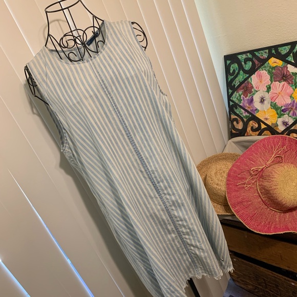 The Southern Shirt Company Dresses & Skirts - The Southern Shirt Company Light Blue & White Sleeveless Striped Midi Dress